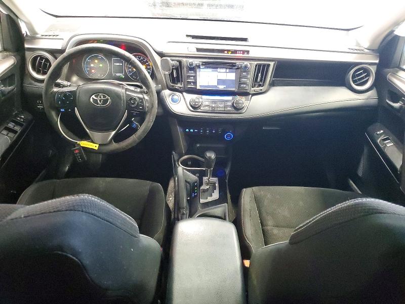 Photo 8 from auction – 2018 TOYOTA RAV4 HV LE with VIN JTMRJREV5JD219494