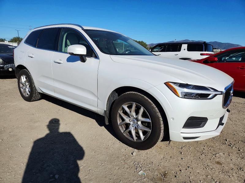 Photo 4 from auction – 2018 VOLVO XC60 T5 with VIN LYV102RK7JB083371