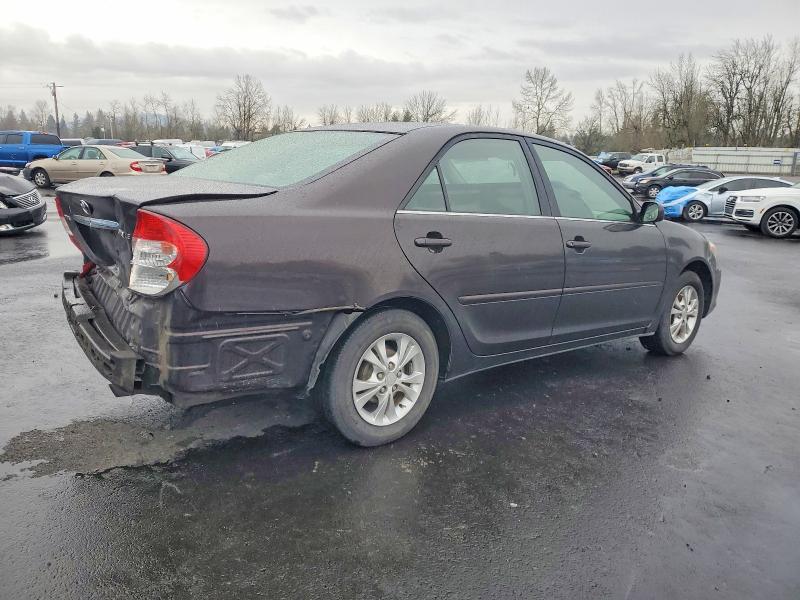 Photo 3 from auction – 2004 TOYOTA CAMRY LE with VIN 4T1BE32K94U796042
