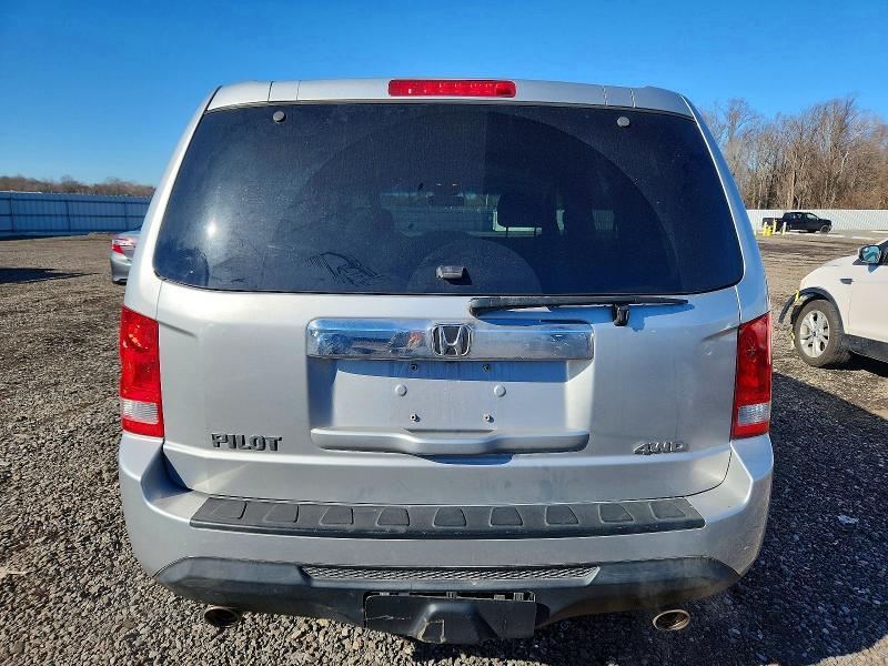 Photo 6 from auction – 2015 HONDA PILOT EXL with VIN 5FNYF4H64FB041923