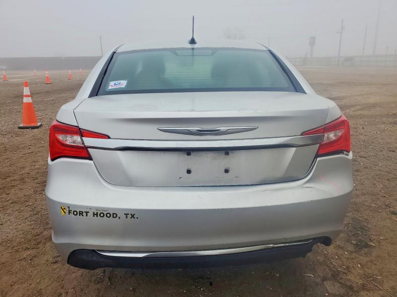 Photo 6 from auction – 2012 CHRYSLER 200 with VIN 1C3CCBAB5CN161004