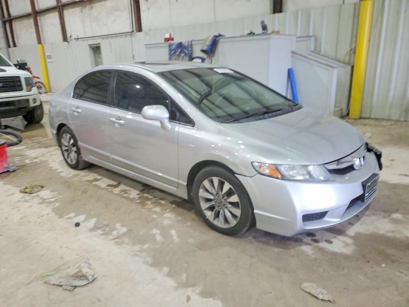 Photo 4 from auction – 2010 HONDA CIVIC EX with VIN 19XFA1F87AE081758