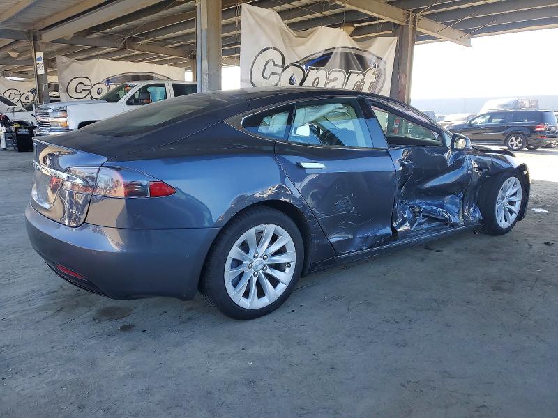 Photo 3 from auction – 2018 TESLA MODEL S with VIN 5YJSA1E2XJF287792