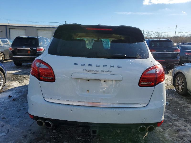 Photo 6 from auction – 2014 PORSCHE CAYENNE TU with VIN WP1AC2A20ELA80234