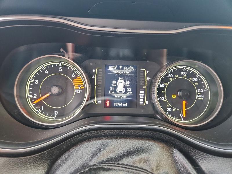 Photo 9 from auction – 2019 JEEP CHEROKEE L with VIN 1C4PJMCBXKD423891