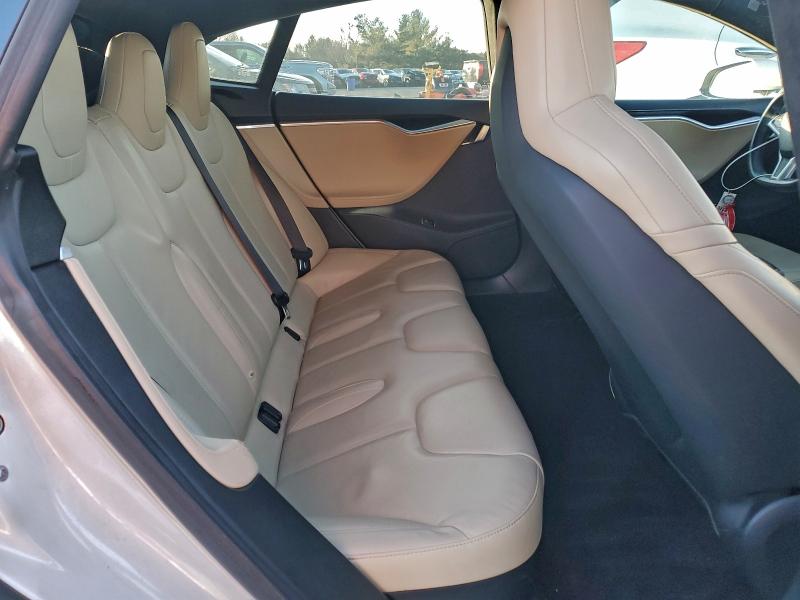 Photo 10 from auction – 2015 TESLA MODEL S with VIN 5YJSA1E12FF109602
