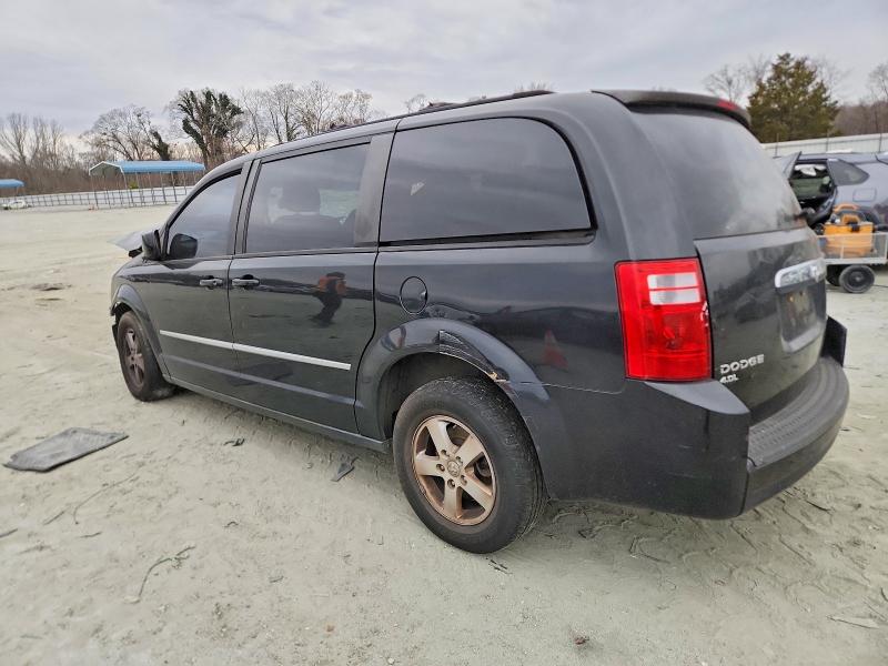 Фото 2 с аукциона – 2010 DODGE GRAND CARA с VIN 2D4RN5DX4AR443372