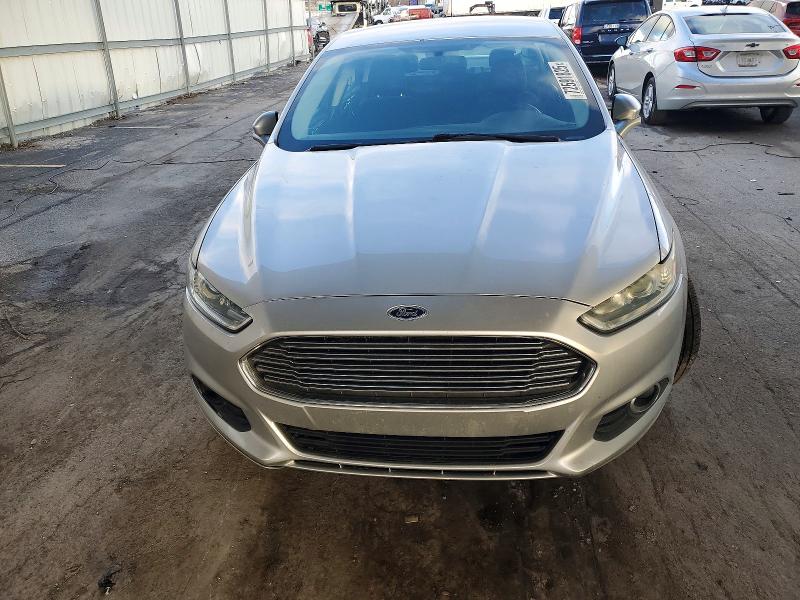 Photo 5 from auction – 2013 FORD FUSION with VIN 3FA6P0HRXDR321628