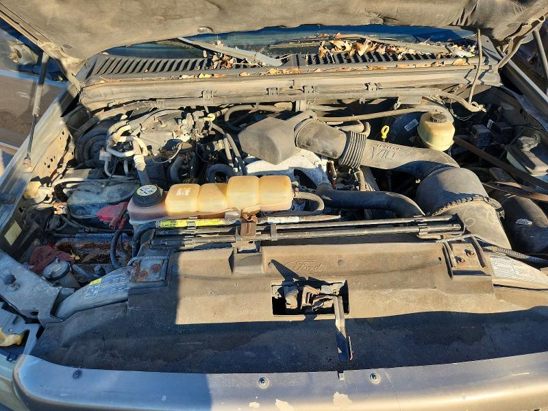 Photo 12 from auction – 2002 FORD EXCURSION with VIN 1FMNU43S32EC62143