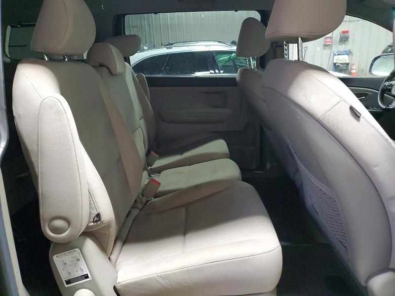 Photo 10 from auction – 2016 KIA SEDONA with VIN KNDMB5C11G6201779