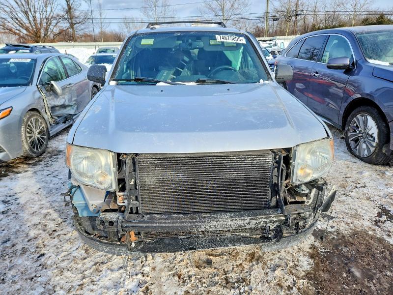 Foto 5 de la subasta – 2011 FORD ESCAPE XLT con VIN 1FMCU9DG4BKB43341