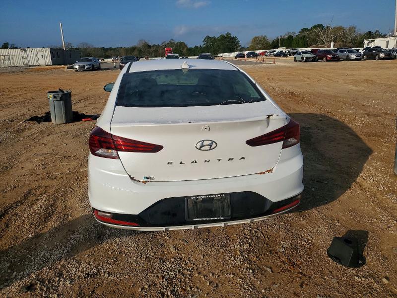 Photo 6 from auction – 2020 HYUNDAI ELANTRA SE with VIN 5NPD84LF0LH574591