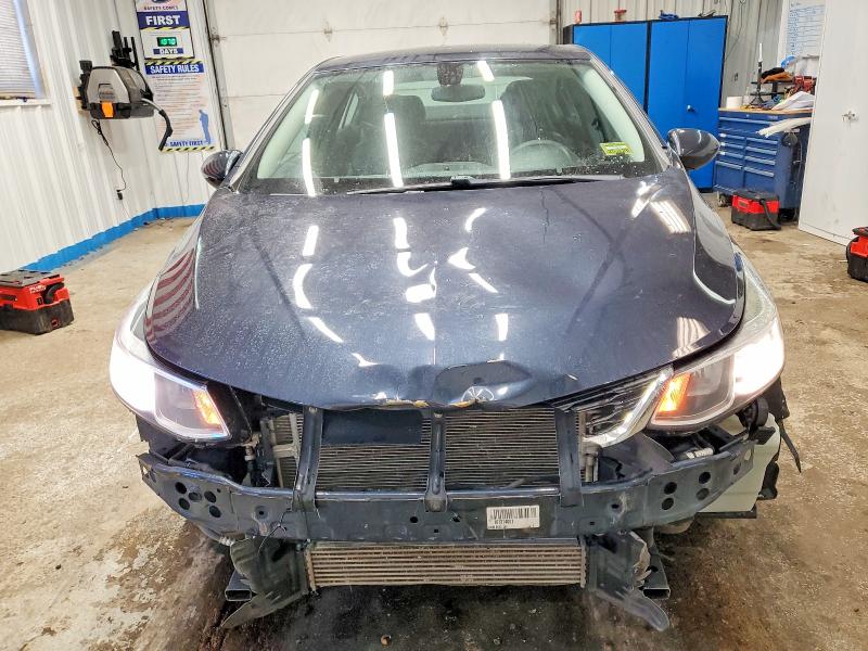 Photo 5 from auction – 2016 CHEVROLET CRUZE LS with VIN 1G1BC5SM3G7309985