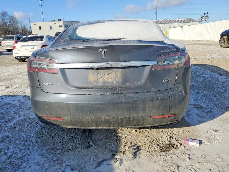 Photo 6 from auction – 2017 TESLA MODEL S with VIN 5YJSA1E21HF189888