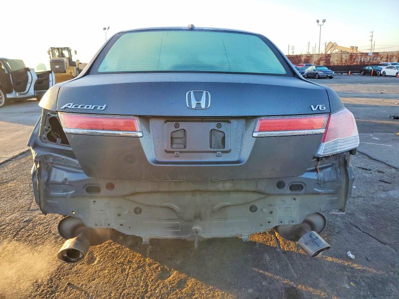 Photo 6 from auction – 2012 HONDA ACCORD with VIN 1HGCP3F8XCA016357