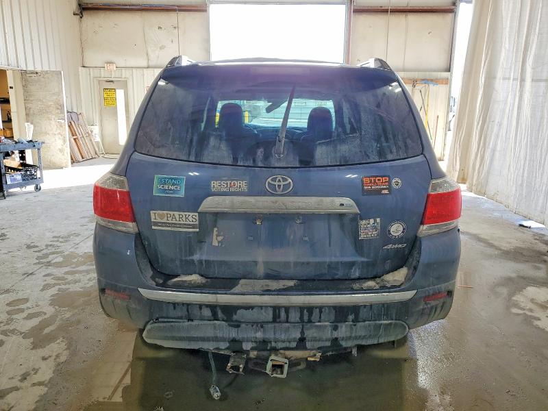 Zdjęcie 6 z aukcji – 2013 TOYOTA HIGHLANDER z VIN 5TDBK3EH3DS260611