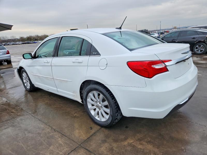 Photo 2 from auction – 2012 CHRYSLER 200 with VIN 1C3CCBBB9CN190651