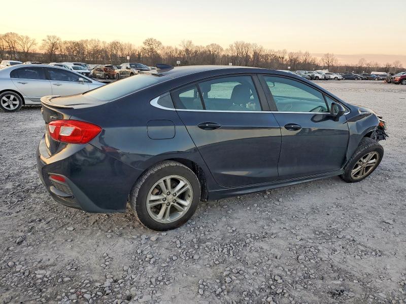 Photo 3 from auction – 2016 CHEVROLET CRUZE LT with VIN 1G1BE5SM2G7305758