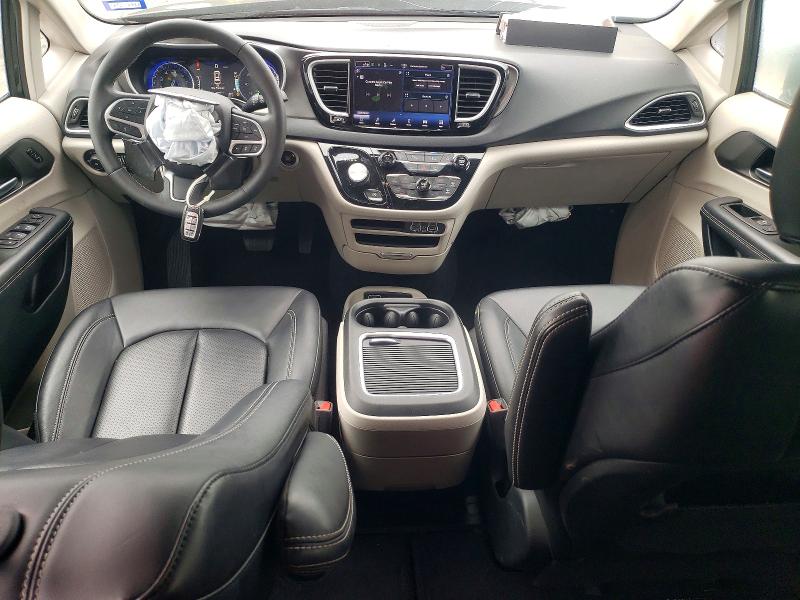 Photo 8 from auction – 2024 CHRYSLER PACIFICA T with VIN 2C4RC1BG8RR176022