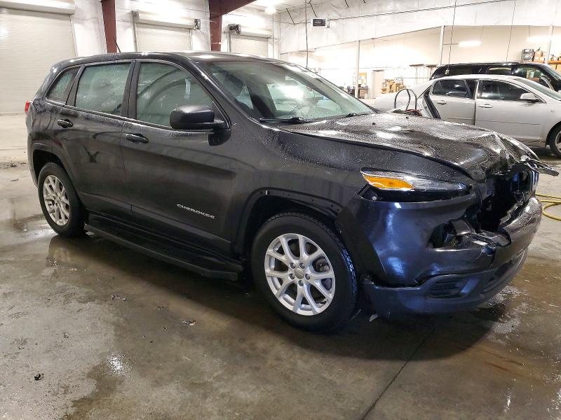 Photo 4 from auction – 2014 JEEP CHEROKEE S with VIN 1C4PJLAB3EW112924