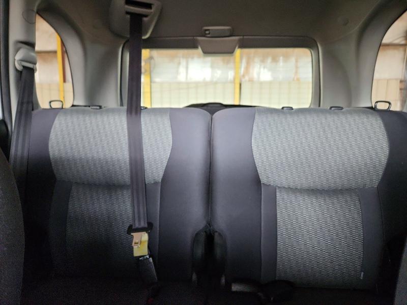 Photo 10 from auction – 2004 TOYOTA RAV4 with VIN JTEGD20V540035533