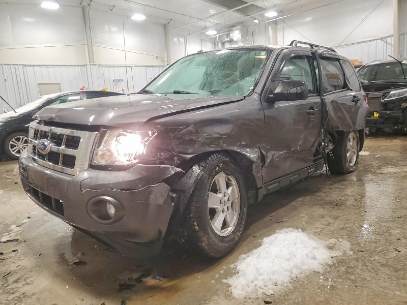 FORD ESCAPE XLT 2011 مع رقم تعريف المركبة 1FMCU9D70BKC03843 - صورة من المزاد