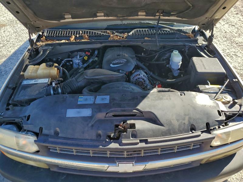 Photo 11 from auction – 2002 CHEVROLET SILVERADO with VIN 2GCEC19V721152771