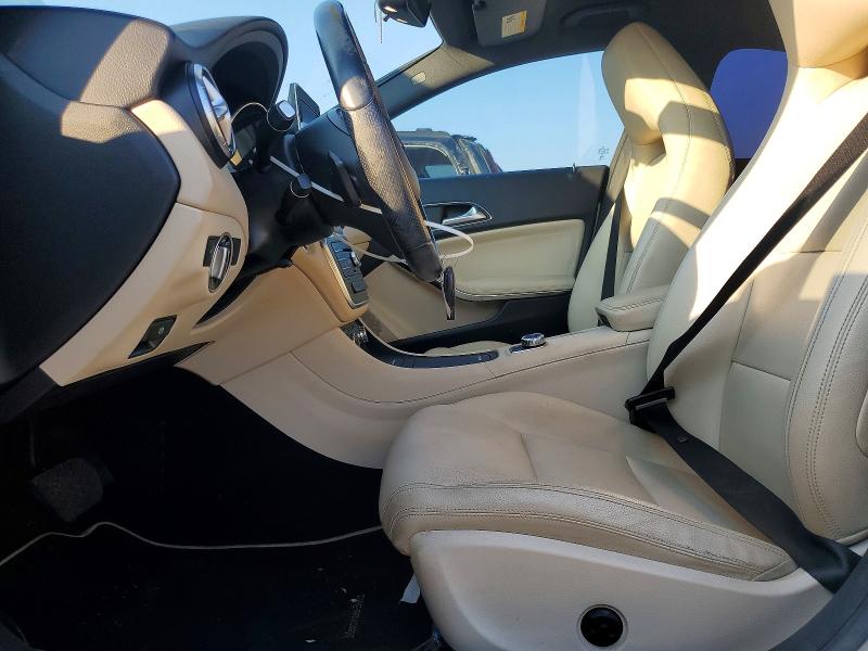 Photo 7 from auction – 2015 MERCEDES-BENZ CLA with VIN WDDSJ4EB4FN194539