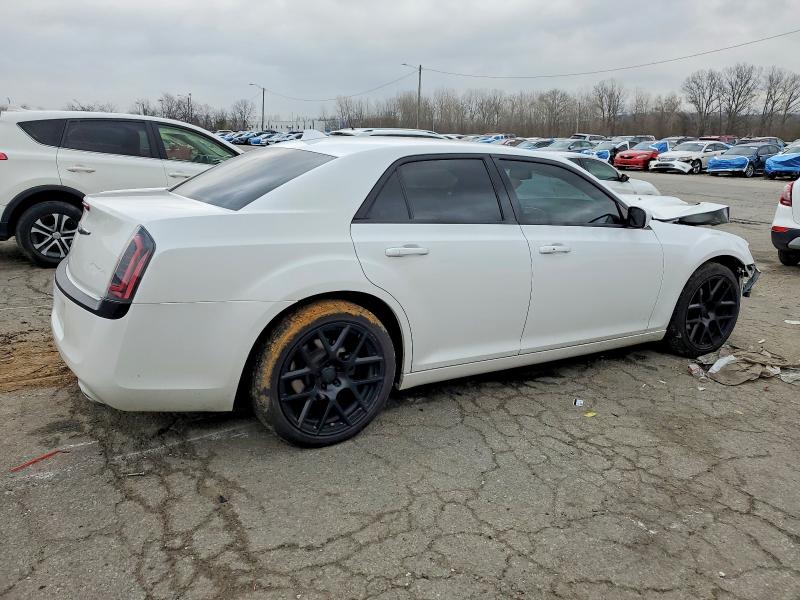 Photo 3 from auction – 2013 CHRYSLER 300 with VIN 2C3CCAAG3DH553334