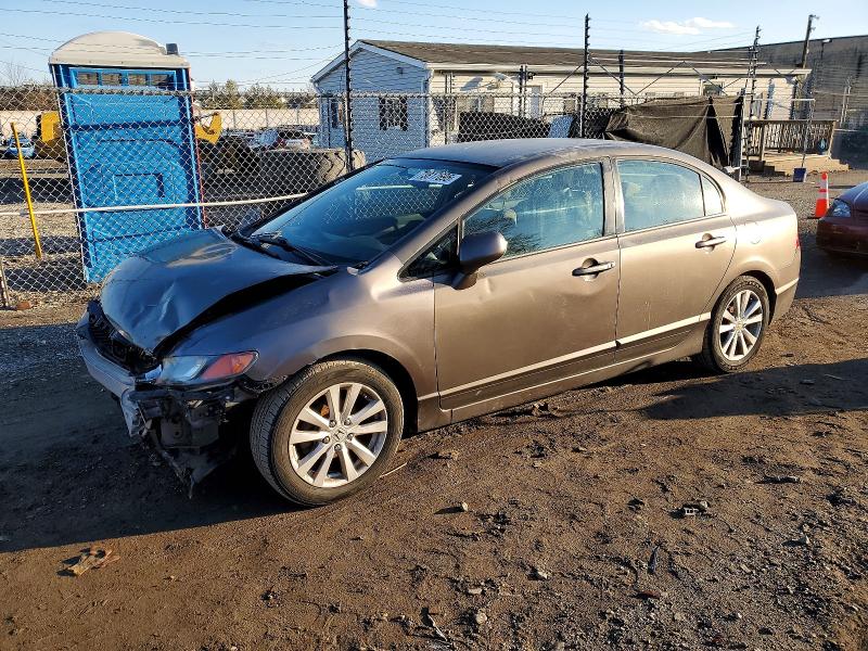 HONDA CIVIC 2011 مع رقم تعريف المركبة 2HGFA1F58BH548618 - صورة من المزاد