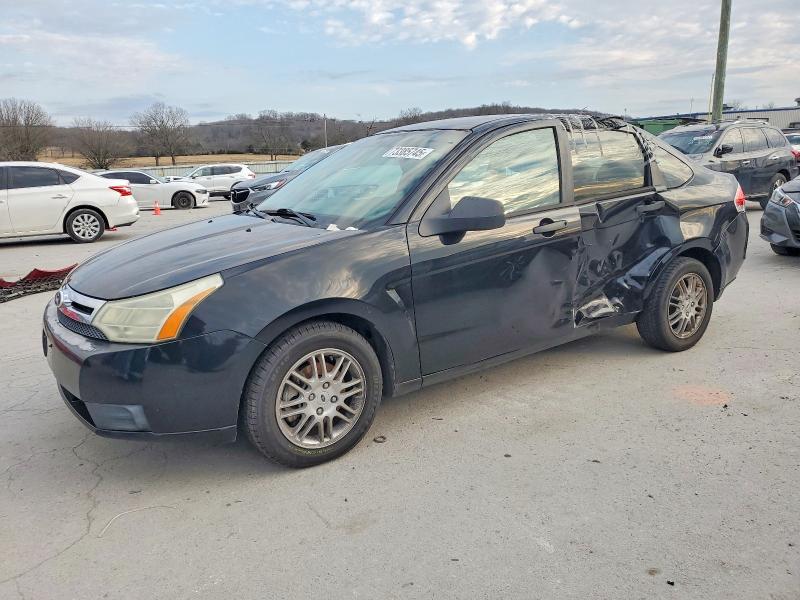 FORD FOCUS SE 2011 with VIN 1FAHP3FN8BW103062 - Photo from auction