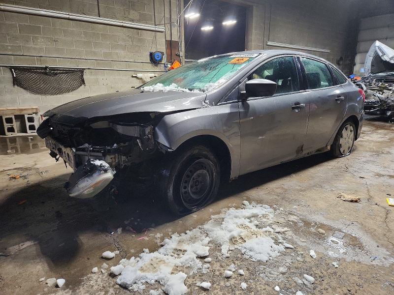 FORD FOCUS 2013 with VIN 1FADP3E25DL320661 - Photo from auction