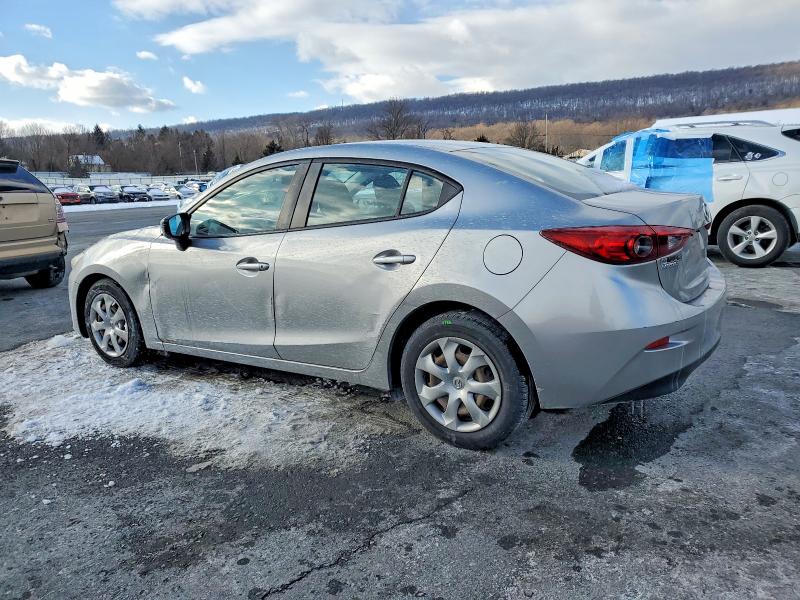 Photo 2 from auction – 2015 MAZDA 3 SV with VIN JM1BM1T73F1271892