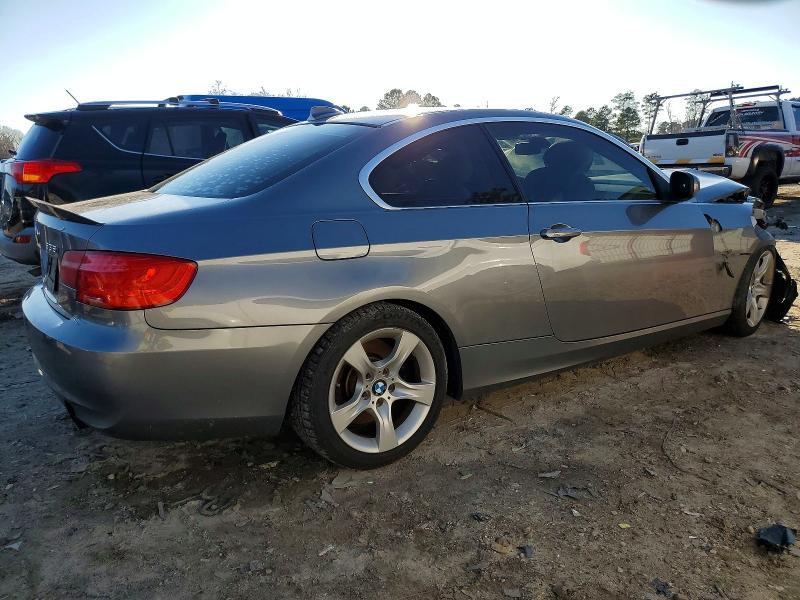 Foto 3 de la subasta – 2012 BMW 335 I con VIN WBAKG7C50CE802928