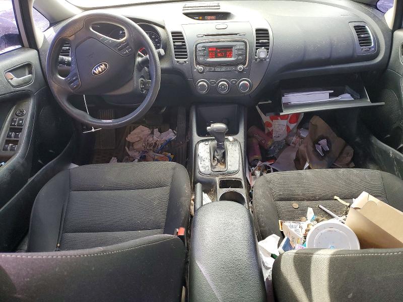 Foto 8 de la subasta – 2018 KIA FORTE con VIN 3KPFK4A73JE211340