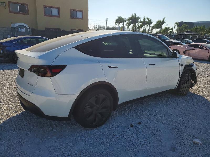 Photo 3 from auction – 2025 TESLA MODEL Y with VIN 7SAYGDEE0SA345558