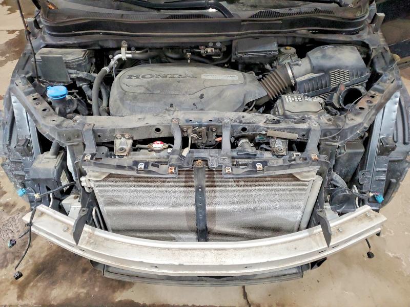 Photo 11 from auction – 2017 HONDA RIDGELINE with VIN 5FPYK3F55HB030391