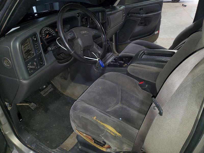Photo 7 from auction – 2006 GMC NEW SIERRA with VIN 2GTEK13T161137375