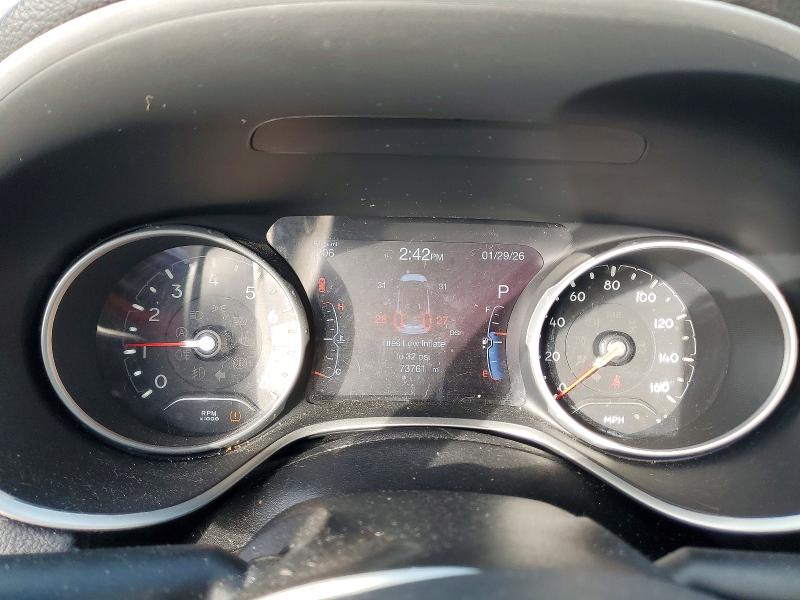 Photo 9 from auction – 2018 JEEP COMPASS LI with VIN 3C4NJDCB3JT284350