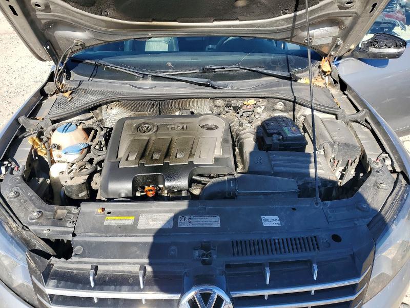 Photo 11 from auction – 2013 VOLKSWAGEN PASSAT with VIN 1VWBN7A39DC045807