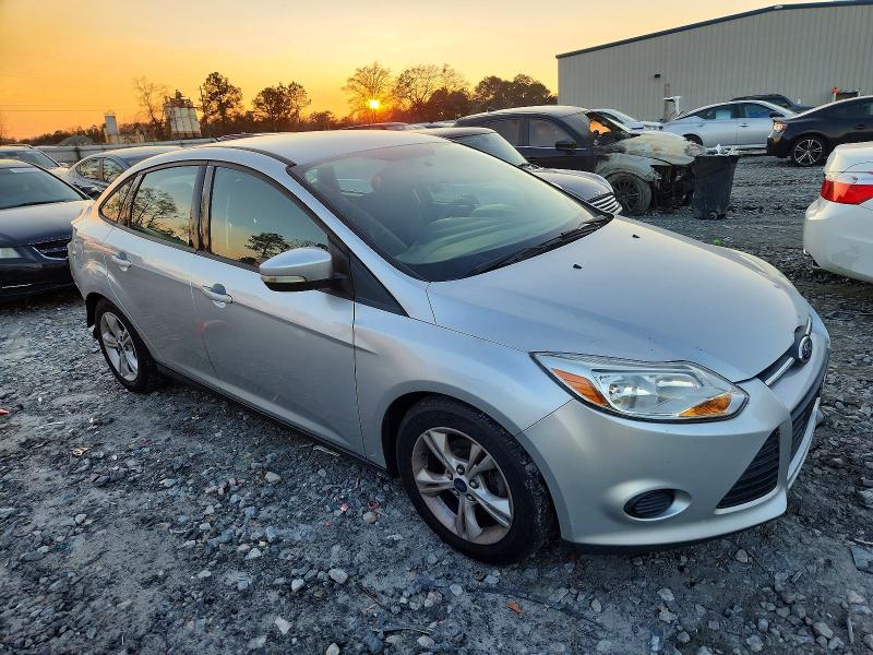 Photo 4 from auction – 2014 FORD FOCUS SE with VIN 1FADP3F26EL424673