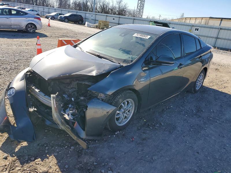 TOYOTA PRIUS 2017 with VIN JTDKBRFU8H3046719 - Photo from auction