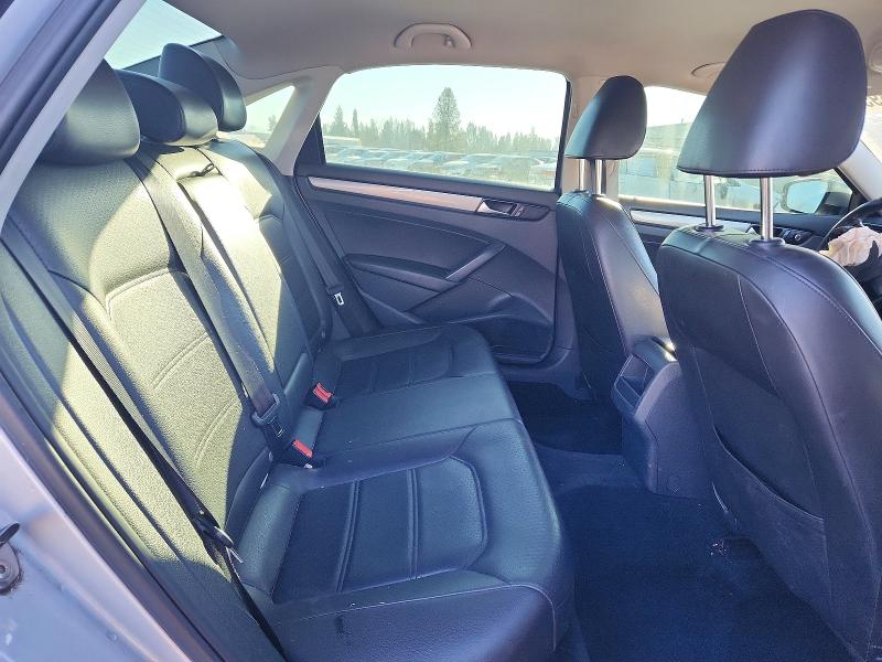 Photo 10 from auction – 2014 VOLKSWAGEN PASSAT with VIN 1VWAP7A34EC002323