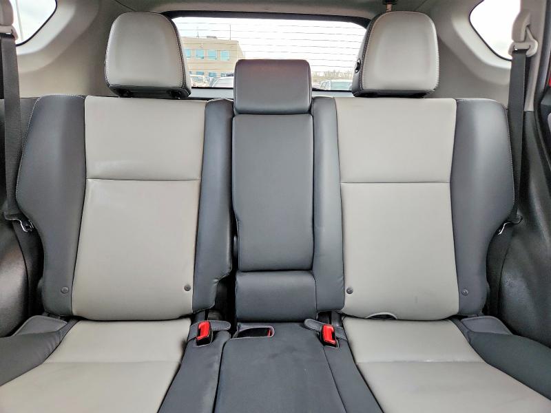 Photo 10 from auction – 2014 TOYOTA RAV4 LIMIT with VIN 2T3DFREV3EW217425