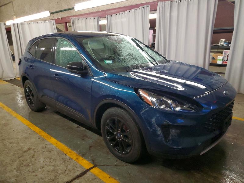 Photo 4 from auction – 2020 FORD ESCAPE SE with VIN 1FMCU0BZXLUB59632
