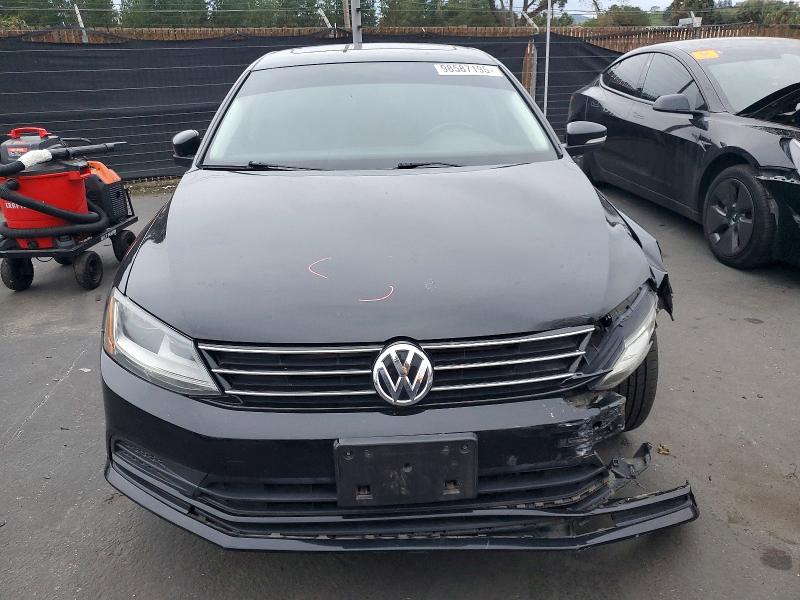 Photo 5 from auction – 2017 VOLKSWAGEN JETTA SE with VIN 3VWDB7AJ1HM201522