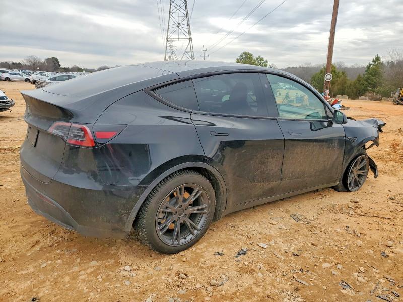 Photo 3 from auction – 2025 TESLA MODEL Y with VIN 7SAYGDED1SA341218