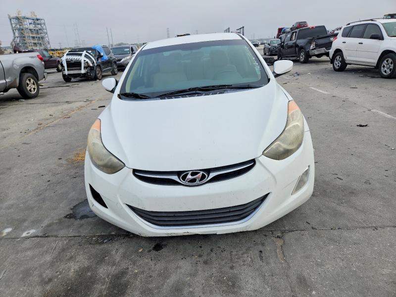 Photo 5 from auction – 2013 HYUNDAI ELANTRA GL with VIN 5NPDH4AE8DH375574