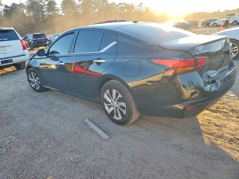 Photo 2 from auction – 2019 NISSAN ALTIMA S with VIN 1N4BL4BV1KC212929