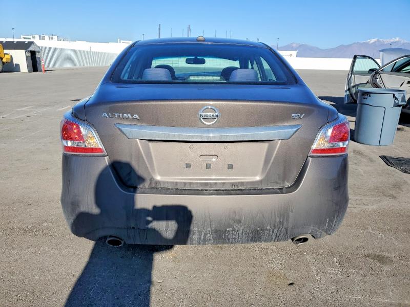 Photo 6 from auction – 2015 NISSAN ALTIMA 2.5 with VIN 1N4AL3AP5FC163541